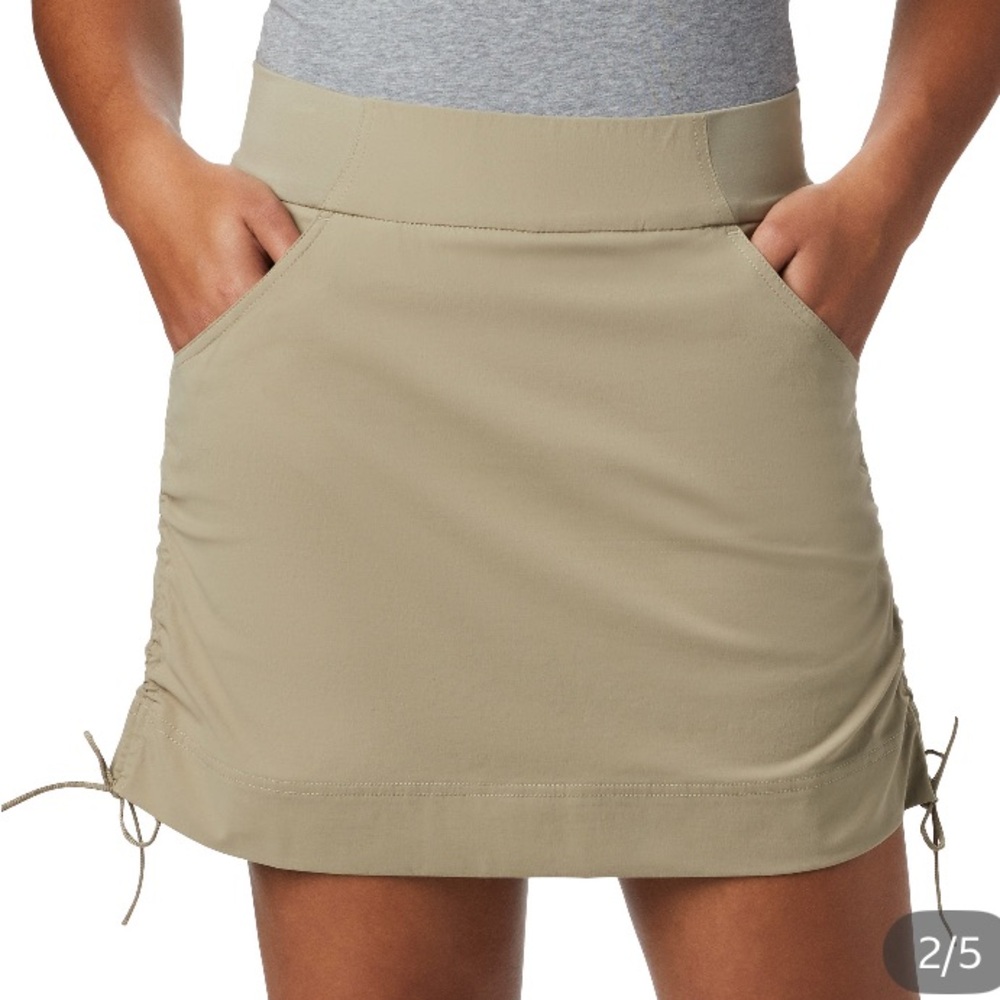 Columbia Women’s‎ Omni-Shade Khaki Skort With Pockets Size Large NWT, Hiking